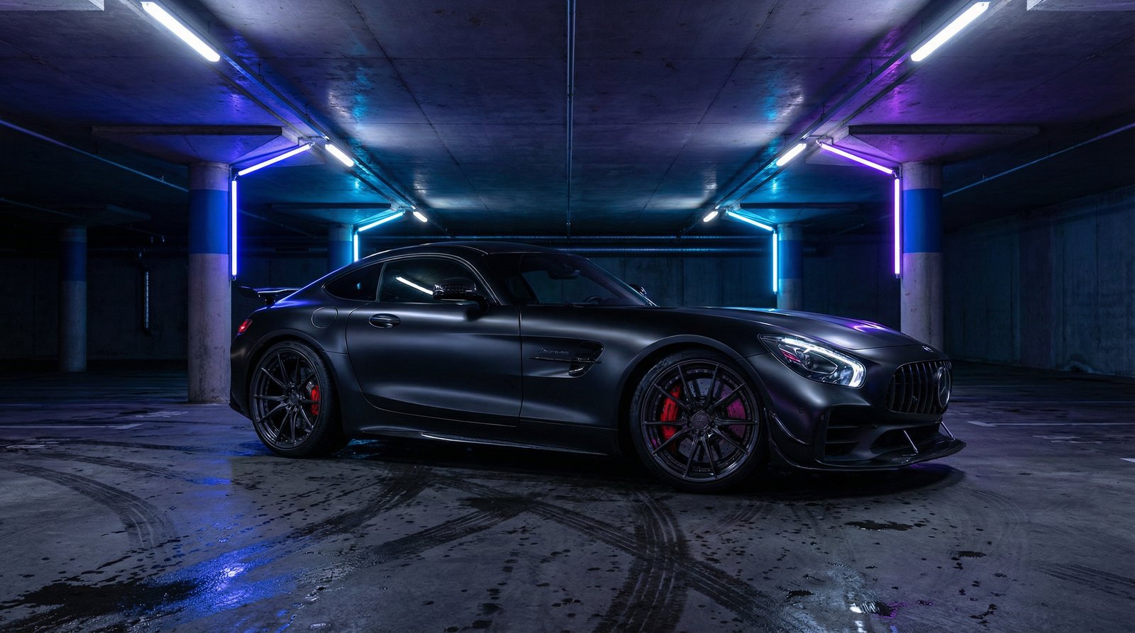 黑料网性能车改装视频